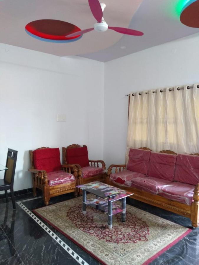 Yuga Guest House Kuttālam Kültér fotó