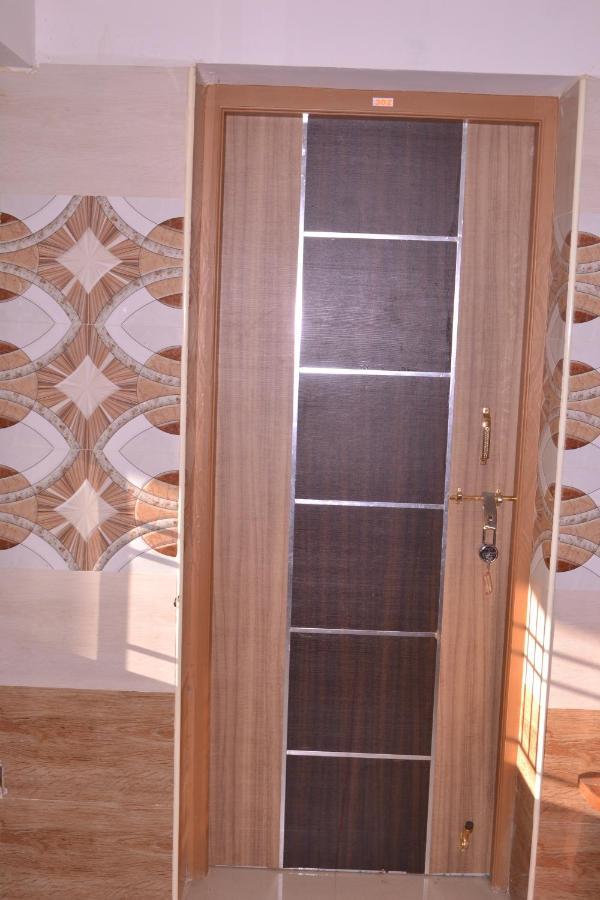 Yuga Guest House Kuttālam Kültér fotó