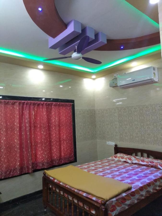 Yuga Guest House Kuttālam Kültér fotó